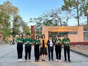 Học sinh Trường THPT Cần Giuộc và Trường Trung cấp nghề Kỹ thuật Công nghệ Hùng Vương tham gia lớp tiếng Nhật giao tiếp học trải nghiệm văn hóa Nhật Bản 12 c Học sinh Trường THPT Cần Giuộc và Trường Trung cấp nghề Kỹ thuật Công nghệ Hùng Vương tham gia lớp tiếng Nhật giao tiếp học trải nghiệm văn hóa Nhật Bản