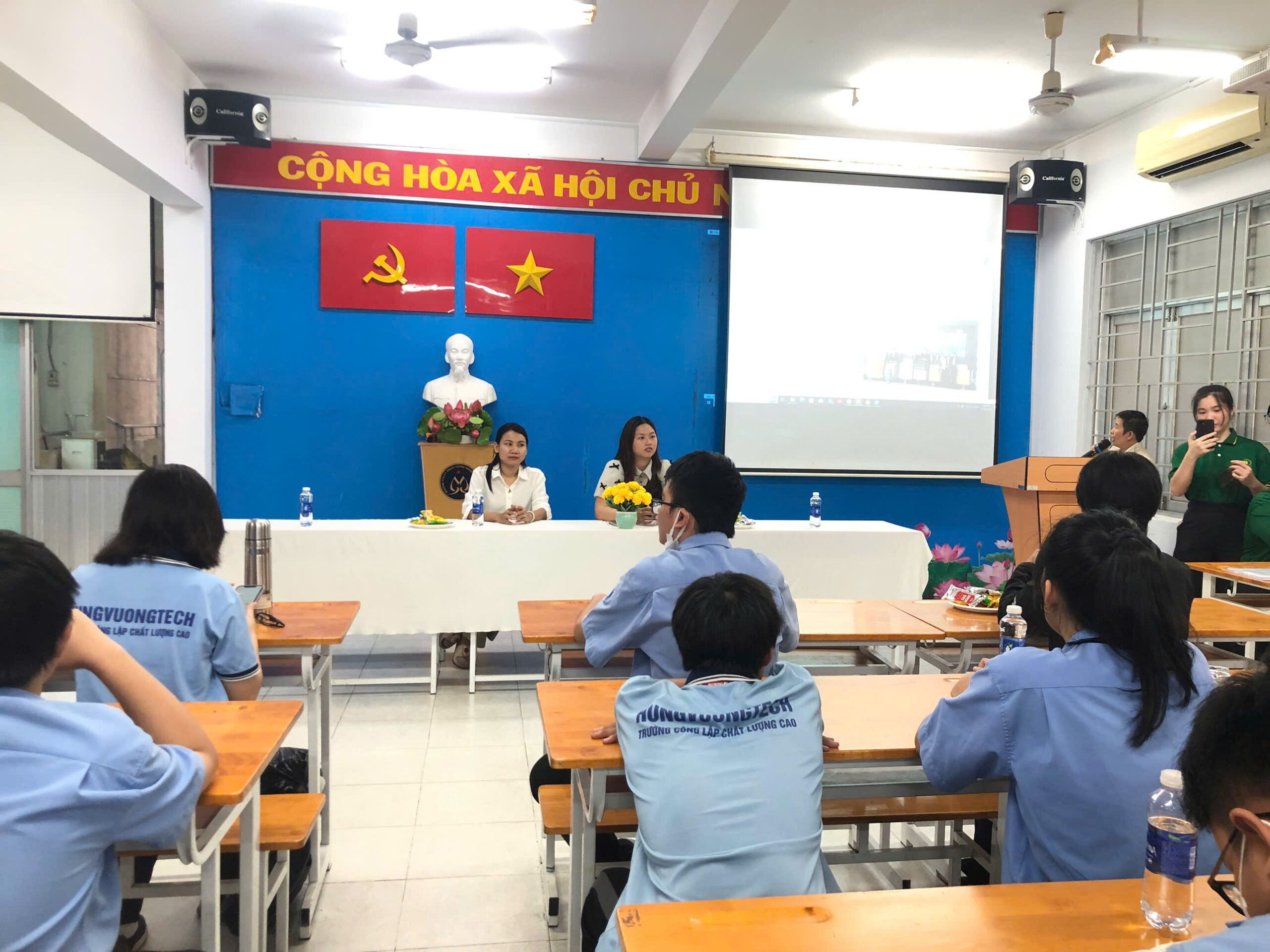 HỘI THẢO HƯỚNG NGHIỆP DU HỌC NHẬT BẢN TẠI TRƯỜNG TRUNG CẤP NGHỀ KỸ THUẬT CÔNG NGHỆ HÙNG VƯƠNG 18 z ea bb ce e fd b scaled HỘI THẢO HƯỚNG NGHIỆP DU HỌC NHẬT BẢN TẠI TRƯỜNG TRUNG CẤP NGHỀ KỸ THUẬT CÔNG NGHỆ HÙNG VƯƠNG
